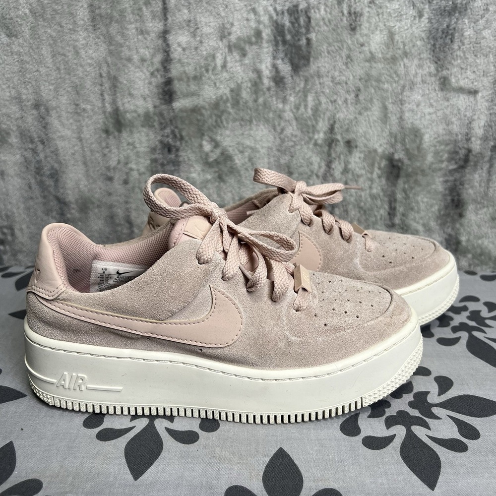 Nike Pink Suede AF1 Platform Sneakers - Picture 2 of 7